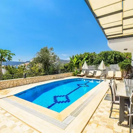 5 Star With First Class Amenities, 1046