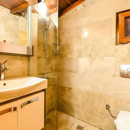 5 Star With First Class Amenities, 1046 Villa *
